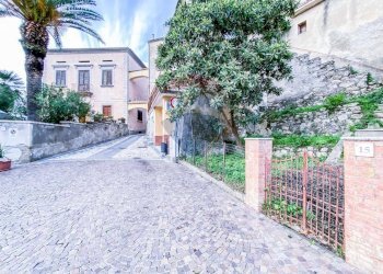 Casa all\'aperto - Stabile - Palazzo Ceppaloni - foto 2