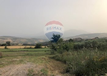 Vista delle montagne - Terreno agricolo Fragneto Monforte - foto 6