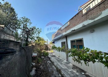 Terrazza - Casa indipendente Via Pio 9
 
snc, Benevento - foto 4