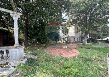 Giardino - Casa indipendente VIA NICCOLO FRANCO
 
59, Benevento - foto 13