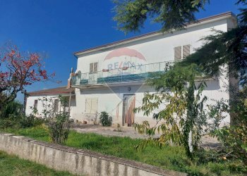 Casa all\'aperto - Rustico Sant'Arcangelo Trimonte - foto 2