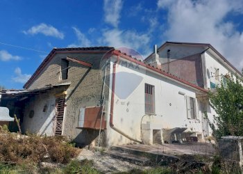 Casa all\'aperto - Rustico Sant'Arcangelo Trimonte - foto 4