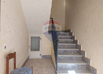 Scale - Rustico Sant'Arcangelo Trimonte - foto 5