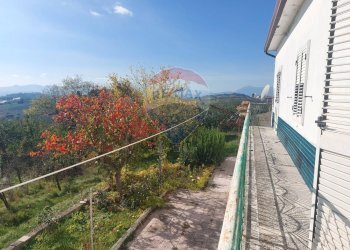 Balcone - Rustico Sant'Arcangelo Trimonte - foto 15