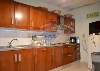 Cucina - Casa semi indipendente Fragneto Monforte - foto 2