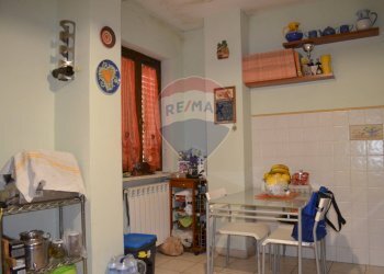 Cucina - Casa semi indipendente Fragneto Monforte - foto 3