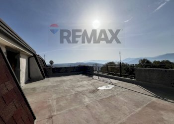 Terrazza - Casa semi indipendente via Sant'Angelo
 
46, Fragneto Monforte - foto 2