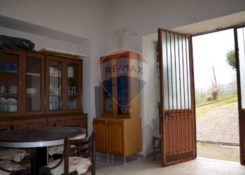 Sala da pranzo - Independent house Montesarchio - photo 28