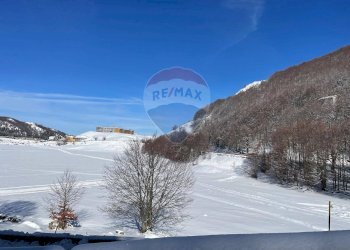 Vista delle montagne - Trilocale campitello matese
 
snc, San Massimo - foto 3