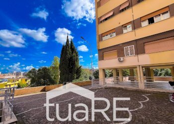 Foto 2 - Box Via Carlo Somigliana, Roma - foto 2