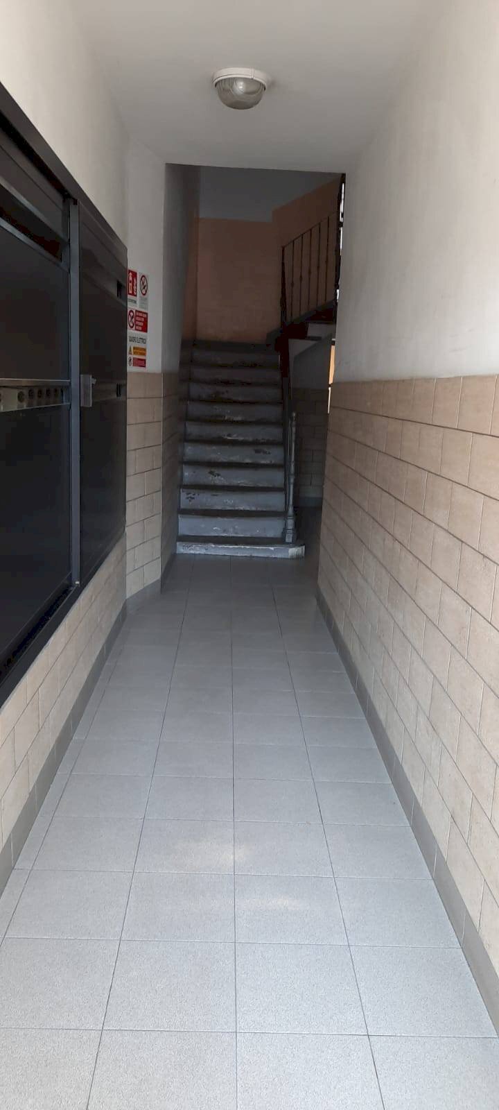 Foto 3 - Negozio V.LE CERTOSA
180, Milano - foto 3