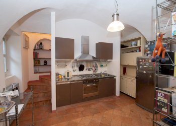 Foto 12 - Appartamento via giuseppe mazzini
 
8, Lozzolo - foto 12