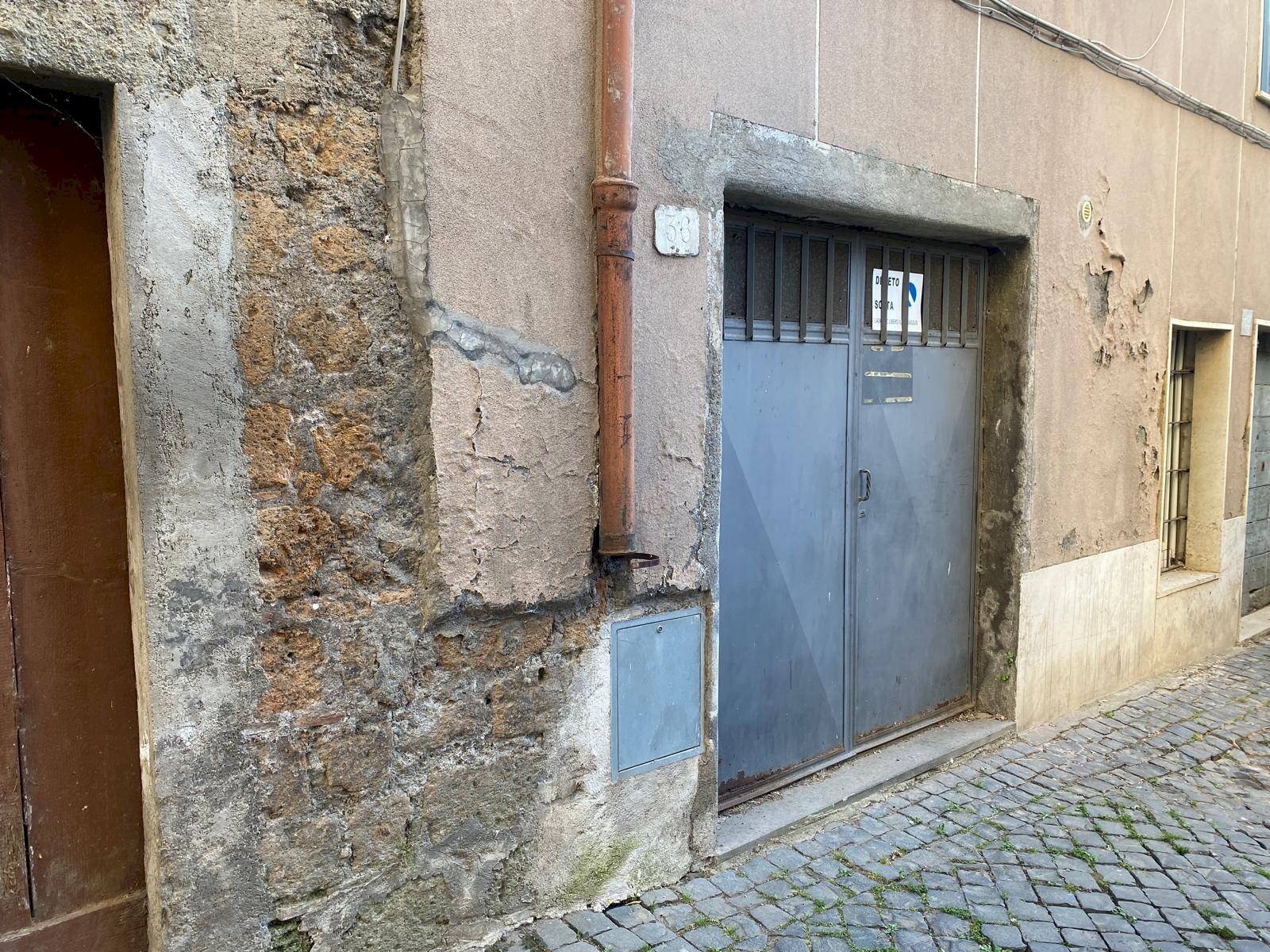 Foto 3 - Magazzino via fantozzini, Vetralla - foto 3