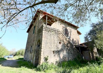 Foto 11 - Rustico Località caiolo
 
1, Capranica - foto 11