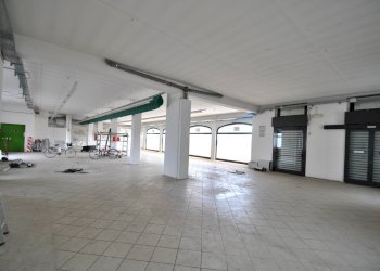 Foto 15 - Stabile - Palazzo Via Aldo Motta
 
133/135, Vimercate - foto 15