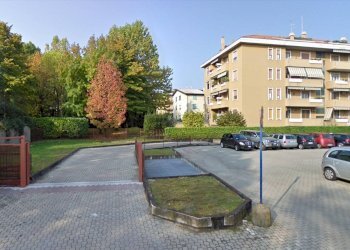 Foto 1 - Box Via Rossini
 
4, Vimercate - foto 1