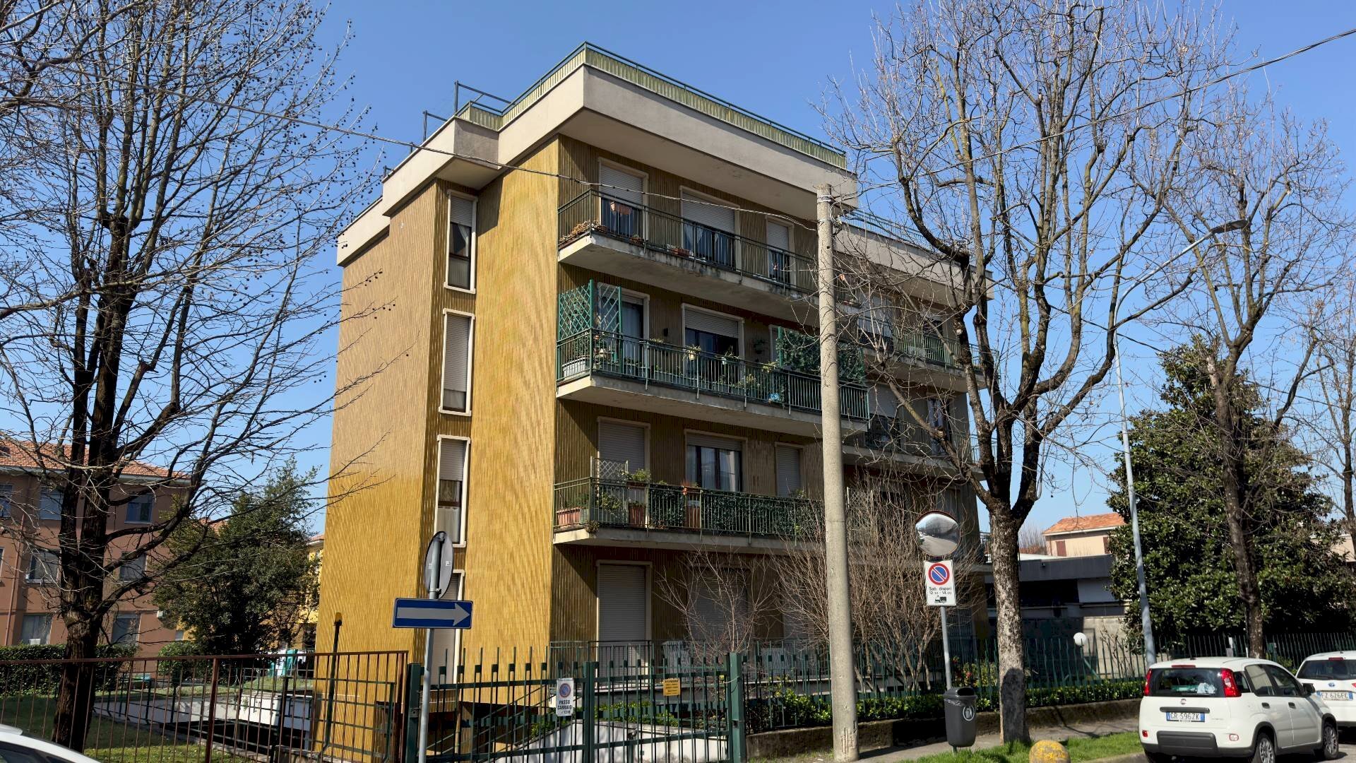 Foto 1 - Ufficio Via Alessandro Manzoni
 
4, Vimercate - foto 1