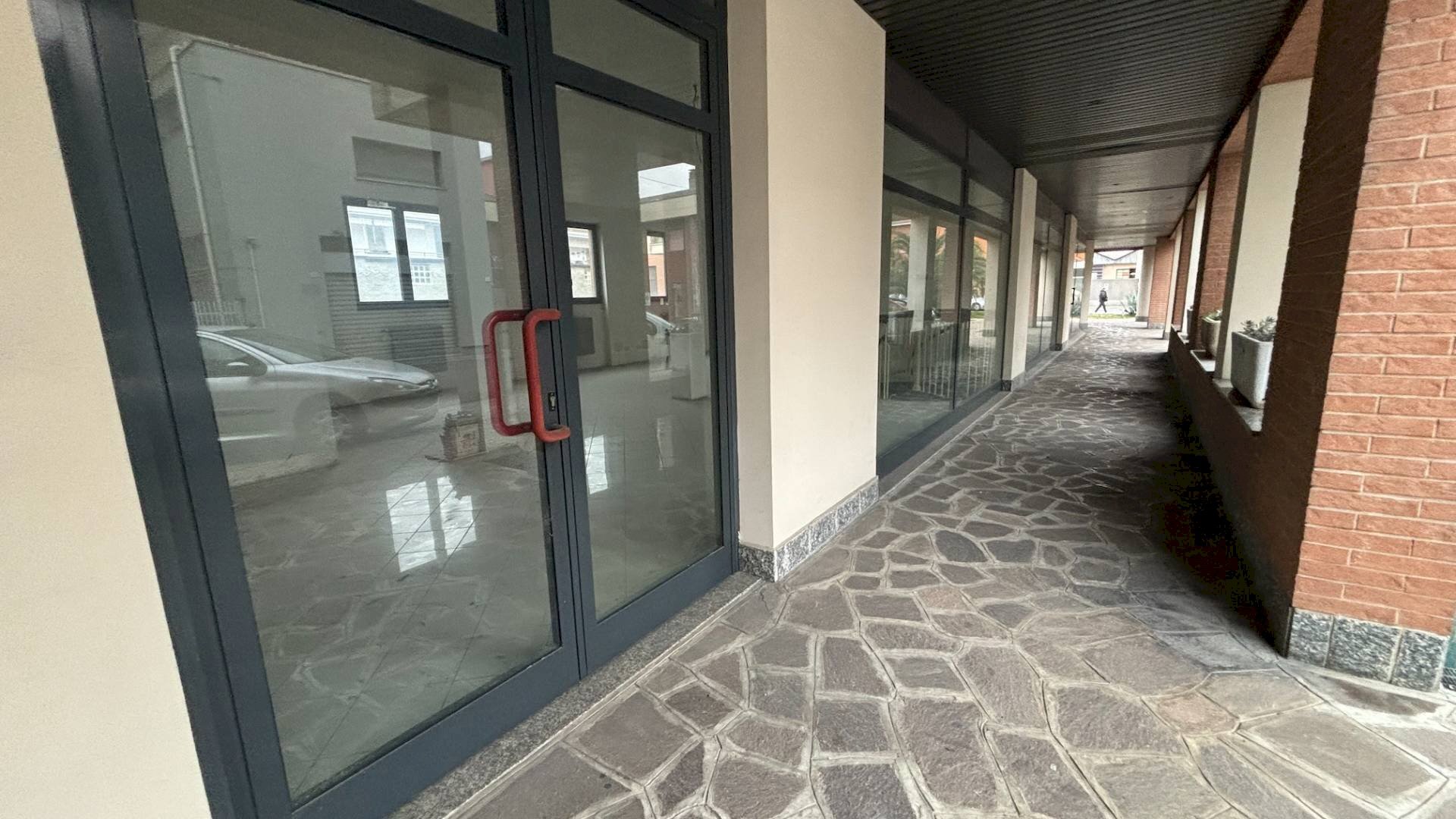 Foto 3 - Shop via Mazzini, Varedo - photo 3