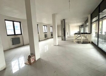 Foto 6 - Shop via Mazzini, Varedo - photo 6