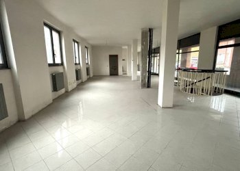 Foto 11 - Shop via Mazzini, Varedo - photo 11