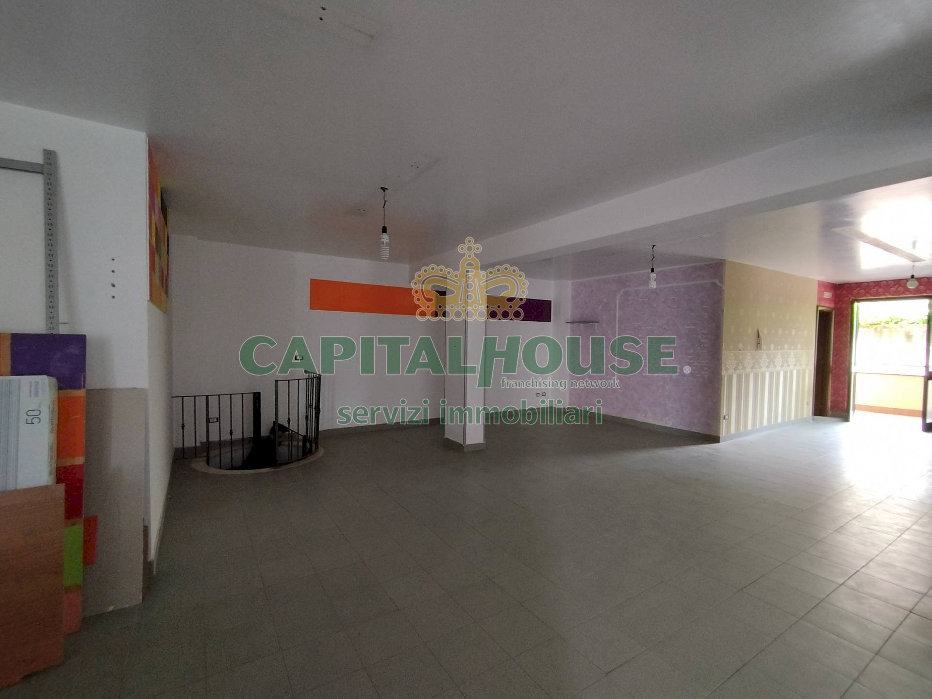 Foto 2 - Office via togliatti, Pastorano - photo 2