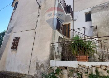 Edificio all\'aperto - Casa indipendente PIAZZA  ARIA VECCHIA
 
10, Minturno - foto 5