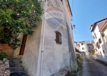 Edificio all\'aperto - Casa indipendente PIAZZA  ARIA VECCHIA
 
10, Minturno - foto 6