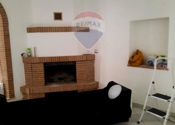 Soggiorno - Casa indipendente PIAZZA  ARIA VECCHIA
 
10, Minturno - foto 16