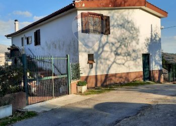 Casa all\'aperto - Rustico via Santa Barbara, Minturno - foto 1