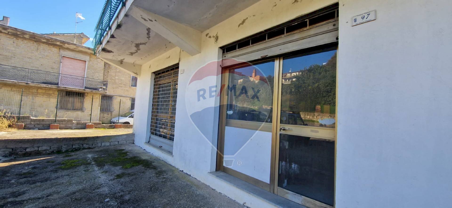 Terrazza - Commercial Premises Minturno - photo 1