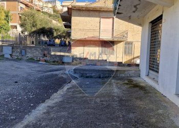 Edificio all\'aperto - Locale Commerciale Minturno - foto 7