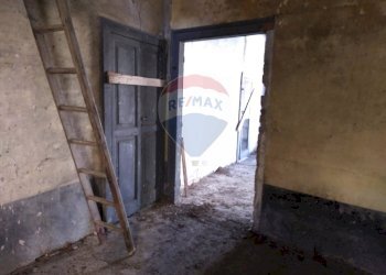 Stanza vuota - Casa indipendente Minturno - foto 9