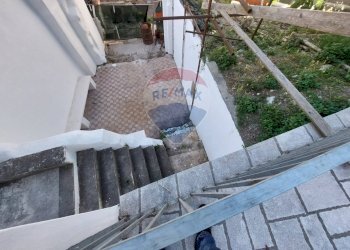 Scale - Casa semi indipendente via  INDIPENDENZA
 
460, Gaeta - foto 9