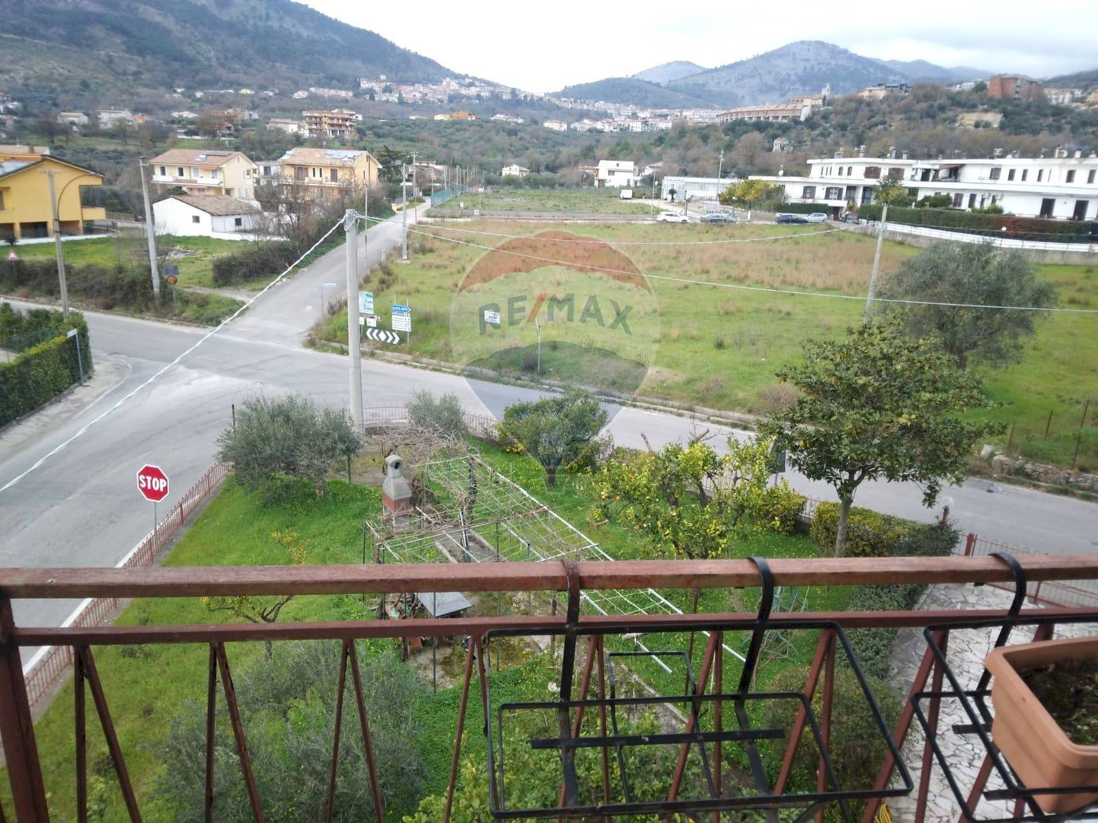 Vista delle montagne - Appartamento Castelforte - foto 3