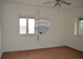 Stanza vuota - Casa indipendente Minturno - foto 7