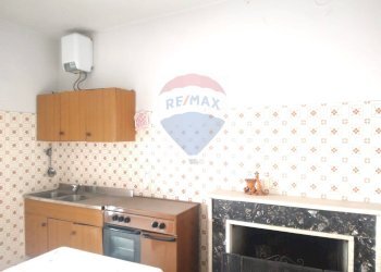 Cucina - Casa indipendente Castelforte - foto 9