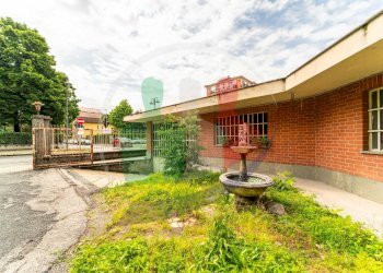 Foto 3 - Magazzino Via San Francesco D'Assisi
 
73, Nichelino - foto 3