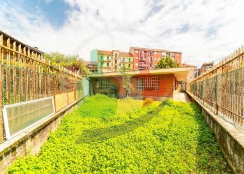 Foto 4 - Magazzino Via San Francesco D'Assisi
 
73, Nichelino - foto 4