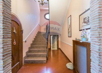 Scale - Villa VIA DI PALLOTTA
 
12, Monte Compatri - photo 8