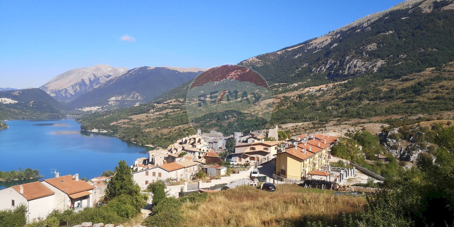 Vista delle montagne - Terreno agricolo via Rione Orientale, Barrea - foto 1