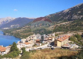 Vista delle montagne - Terreno agricolo via Rione Orientale, Barrea - foto 1