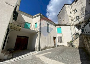 Edificio all\'aperto - Casa indipendente Via Vico Olmo
 
snc, Colli a Volturno - foto 2