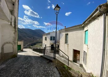 Terrazza - Casa indipendente Via Vico Olmo
 
snc, Colli a Volturno - foto 4