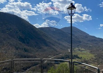 Vista delle montagne - Casa indipendente Via Vico Olmo
 
snc, Colli a Volturno - foto 5