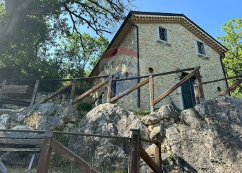 Casa all\'aperto - Rustico Campo
 
snc, Castel San Vincenzo - foto 14