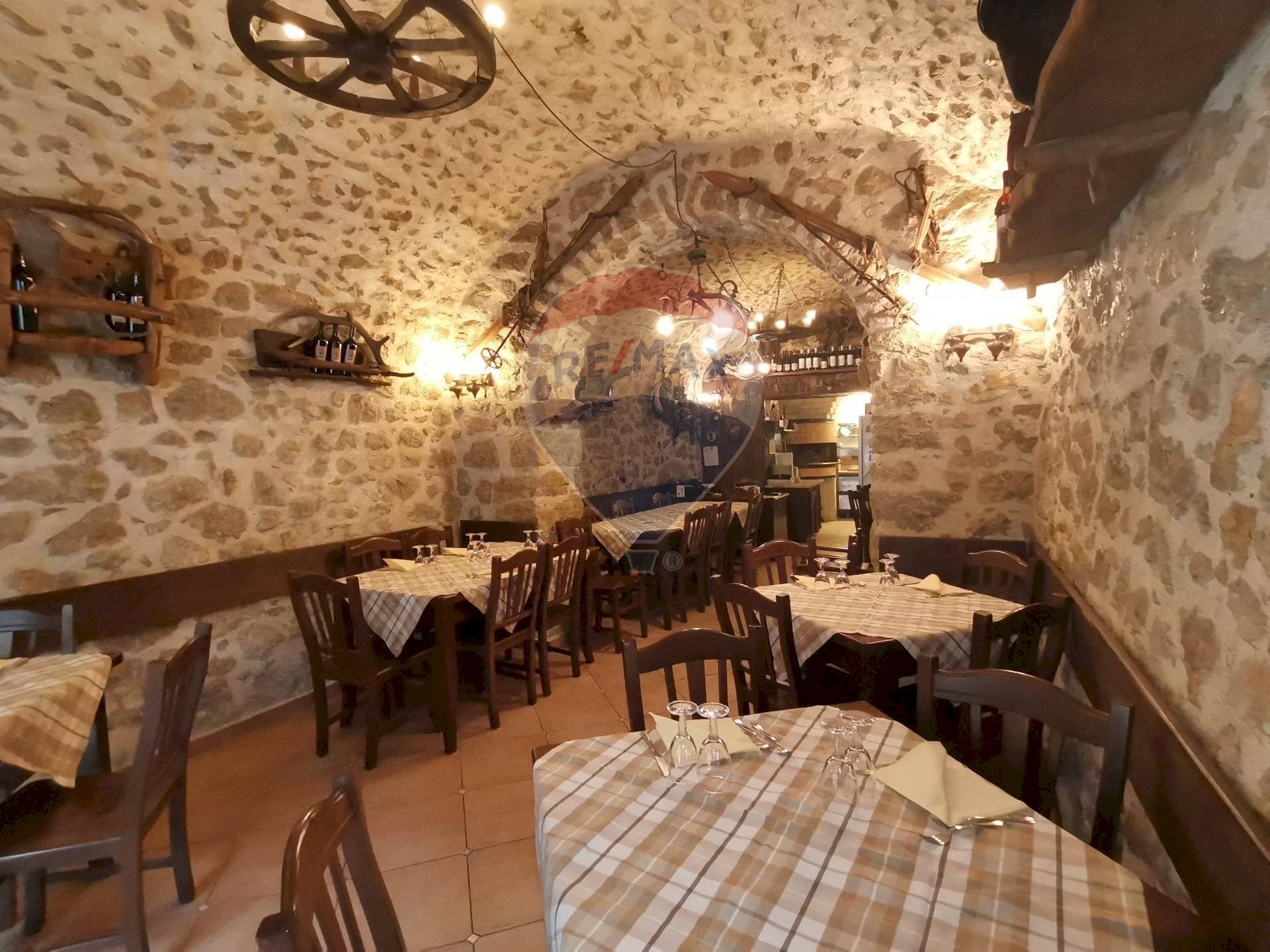 Cantina - Hotel Villetta Barrea - foto 2