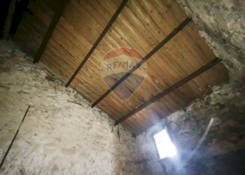 Dettagli - Rustico Via San Francesco
 
snc, Barrea - foto 5