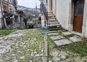 Giardino - Rustico Via San Francesco
 
snc, Barrea - foto 6