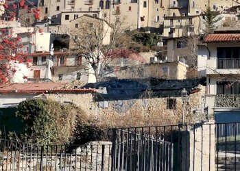 Edificio all\'aperto - Rustico Via Tricaglia, Barrea - foto 8