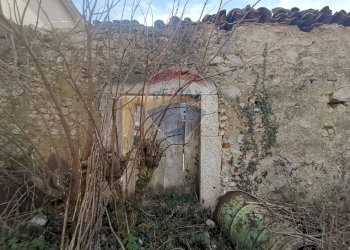 Edificio all\'aperto - Rustico Via Tricaglia, Barrea - foto 15